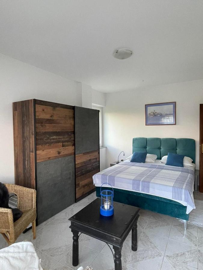 Apartman Kacic Sveti Ivan Dobrinjski Екстер'єр фото